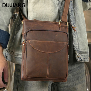 กระเป๋าหนังแท้สะพายข้างผู้ชาย Dujiang สีกาแฟ ทนทานต่อการใช้งาน เหมาะสำหรับการเดินทางพักผ่อน กระเป๋าสะพายไหล่แนวตั้ง - Product Image 1