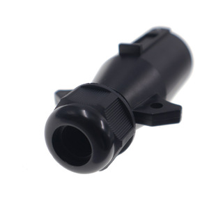 Conector de Enchufe de Remolque Impermeable de 7 Pines para Uso Automotriz y en RV, Color Negro Up1704 - Product Image 3