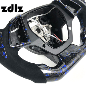 Volant en fibre de carbone forgée pour Camaro, cuir suédé noir personnalisé pour <span class=keywords><strong>Chevrolet</strong></span> Corvette C7 ZR1 Z06 Z51 - Product Image 5