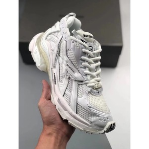 Baskets décontractées noires de haute qualité pour hommes, respirantes, rehaussantes, style européen-américain de luxe, chaussures de course d'été - Product Image 4