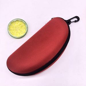 Étui à lunettes EVA 071 en lin coloré, coque rigide de protection pour lunettes avec clip pour utilisation en extérieur - Product Image 4