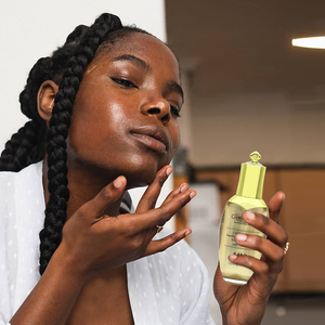 Sérum Clarifiant Gluta Master Éclaircissant avec AHA Hydratant <span class=keywords><strong>pour</strong></span> Peaux Sèches, Élimine les Taches Noires, Unifie le Teint, Sérum Visage et Corps - Product Image 6
