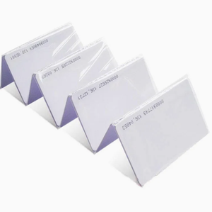 Cartes à puce en PVC de haute qualité Impression jet d'encre couleur Conception personnalisée pour les cartes-cadeaux d'adhésion Communication RFID NFC pour les paiements - Product Image 1