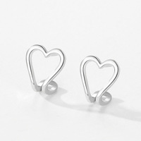 Clips d'oreille tendance rétro décontractés haut de gamme pour femmes, en forme de cœur, en argent 925, pour fête d'anniversaire