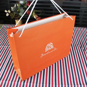 Custom Luxury Recycled Paper Cardboard Luxury Paper Packaging Gift Bag for Clothes Shopping Bags - Product Image 6