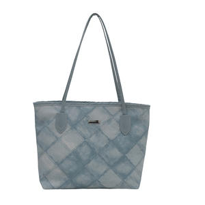 Nouveau <span class=keywords><strong>sac</strong></span> à bandoulière pour femme de grande capacité, tendance et simple, avec un <span class=keywords><strong>sac</strong></span> fourre-tout texturé - Product Image 4