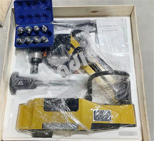 เครื่องต๊าปเกลียวแบบใช้ลมและน้ำมันหล่อลื่นพร้อมแขนต๊าปแบบยืดหยุ่น - Product Image 3
