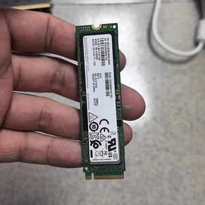 Unidad de estado sólido HORNG SHING usada PM981A M.2 256G SATA 6Gbps SSD - Product Image 1