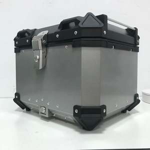 Boîte de transport arrière pour scooter de 45 L en fibre de verre, livraison rapide, verrouillage à dégagement rapide, boîte supérieure en aluminium pour <span class=keywords><strong>moto</strong></span> - Product Image 4
