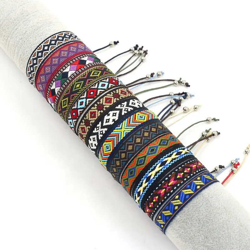 2022 Boho 민족 스타일 꼰 보석 여성 맞춤형 다채로운 로프 짠 기하학적 조절 손목 스트랩 팔찌