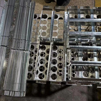 Pièces d'emboutissage en tôle d'acier galvanisé, composants d'emboutissage CNC de précision sur mesure, fabrication industrielle, boîtes de batterie, serveurs
