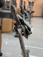 Mesin Latihan Otot Bicep Curl Pin Loaded Langsung dari Pabrik YINQIAN, Alat Latihan Kekuatan Komersial |   Peralatan Olahraga Baja Q235 Mendukung OEM