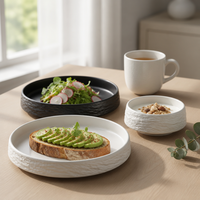Service de vaisselle en porcelaine mate noir et blanc de style nordique, assiettes et bols en céramique écologiques, vente en gros pour restaurants et traiteurs, OEM