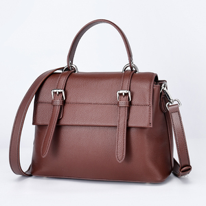 Venta al por mayor de cuero genuino para mujer, bolsos de mano con logotipo personalizado, bolso de hombro tipo bandolera para mujer, bolso de mensajero de moda de lujo para mujer - Product Image 1