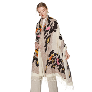 <span class=keywords><strong>Sciarpa</strong></span> Lunga Oversize Dana Xu con Stampa Floreale Digitale, Elegante <span class=keywords><strong>Sciarpa</strong></span> <span class=keywords><strong>in</strong></span> <span class=keywords><strong>Lana</strong></span> per Donne, Calda e Alla Moda per l'Inverno - Product Image 6