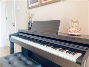 <span class=keywords><strong>Piano</strong></span> Digital <span class=keywords><strong>Roland</strong></span> RP701 Profesional de <span class=keywords><strong>88</strong></span> Teclas, Modelo Digital para Escenario, Ideal para Exámenes de Interpretación, <span class=keywords><strong>Piano</strong></span> Vertical para Uso Doméstico - Product Image 5