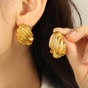 ต่างหูแฟชั่นทรงเรขาคณิตลายเปลือกหอย ไทเทเนียมสตีล ชุบทอง 18k ต่างหูเงิน EH261 - Product Image 4