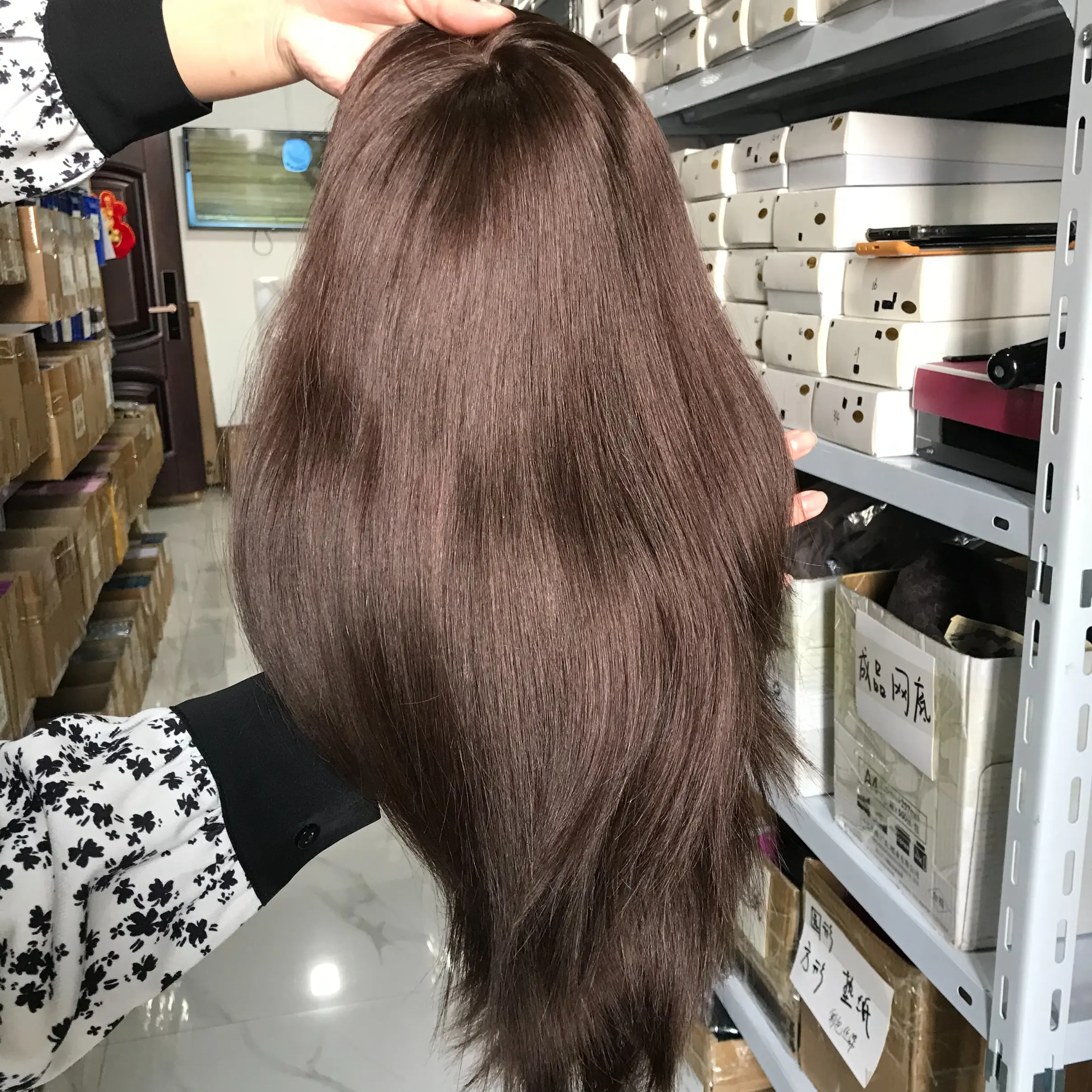 Высококачественный темно-коричневый парик HMWIG, оптовая продажа, натуральные европейские волосы с хвостиком, на шелковой основе, Еврейские Кошерные светлые волнистые парики