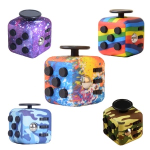 ADHD OCD Autisme Mini Décompression Anti-Stress Soulagement du Stress Cube Magique Fidget Jouets Sensoriels pour Enfants <span class=keywords><strong>et</strong></span> Adultes - Product Image 1