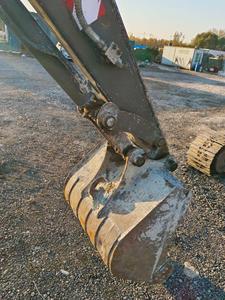 Excavateur sur pneus Volvo EC55 original de seconde main 5.5 tonne 0.2m3 godet 90% état neuf - Product Image 6