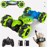 Voiture RC de cascade HOSHI 1611 2xBatteries 2.4G 1/24 avec contrôle par montre à capteur de geste, moteur sans noyau, rotation à 360°, véhicule jouet RC - Stock US