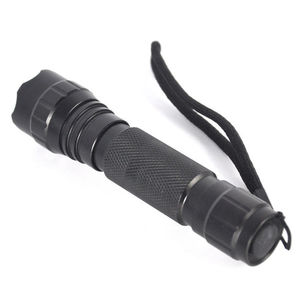 Kit de Iluminación Portátil Recargable para Exteriores, Lámpara de Mano de Aluminio con Interruptor de Control Externo y Soporte Fijo para Camping - Product Image 6