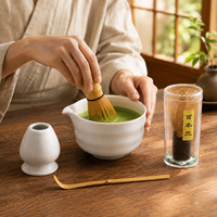 Ensemble de thé matcha en céramique blanche OEM ODM, bol à matcha minimaliste verni avec bec verseur pour cadeau matcha