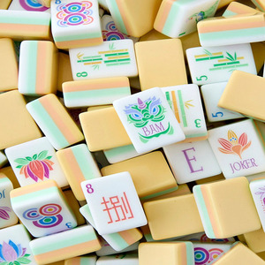 Hot Selling American <b>Mahjong</b> Acrylic Engraved Yellow Four Layer American <b>Mahjong</b> Tiles <b>Mahjong</b> <b>Set</b> For Family Entertainment - Product Image 6