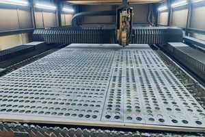 Fabbricazione Personalizzata di Lamiere Metalliche, Taglio <span class=keywords><strong>Laser</strong></span>, Piegatura, Stampaggio, Saldatura di Parti Secondo <span class=keywords><strong>Disegni</strong></span> - Product Image 3