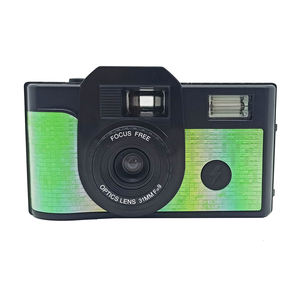 Appareil photo argentique 35 mm en gros, appareil photo 35 mm réutilisable personnalisé avec flash, design tendance attrayant avec plus de couvercles d'objectif en option - Product Image 1