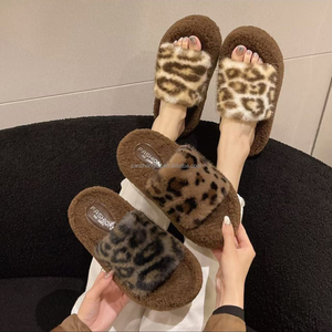 Ciabatte da Donna Più Popolari Firmate in Calda Pelliccia <span class=keywords><strong>di</strong></span> Montone Invernale per Casa in <span class=keywords><strong>Lana</strong></span> a Edizione Limitata - Product Image 5