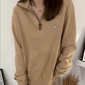 Camisa de <span class=keywords><strong>Manga</strong></span> <span class=keywords><strong>Larga</strong></span> para Hombre, Nueva Colección Verano 2025, Cuello Versátil, Estilo Holgado, Venta al Por Mayor de Fábrica - Product Image 4