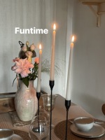 Bunte Stabkerzen 4er-Pack Mehrfarbige Rauchfreie Langstielkerzen für Hochzeit Party Abendessen Tischdekoration