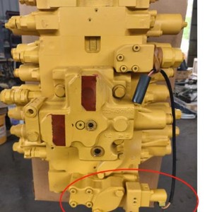 Vanne de commande multi-directionnelle pour petites chargeuses, chariots élévateurs, pièces de vanne hydraulique, approvisionnement à l'échelle nationale - Product Image 1