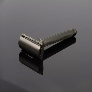 <strong>German</strong> Manufacturer Stainless Steel <strong>Razor</strong> Blade for Men Safe Beard Shaping Bikini <strong>Razors</strong> with Accessories in Steel <strong>Razor</strong> Box - Product Image 5