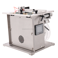 Machine d'étiquetage semi-automatique pour coins, réglage facile pour cartons, boîtes et produits d'emballage carrés