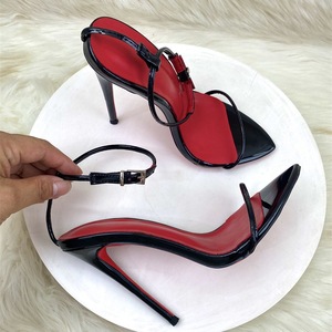 Sandales à lanières tendance pour femmes, en PU, semelle extérieure en caoutchouc, talon fin, noires, à bout pointu, avec boucle, pour l'été, vente en gros transfrontalière - Product Image 2