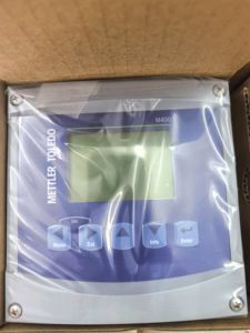 Condensador Tipo 1 M400 para Medir PH/ORP y Conductividad, Plástico, 230V 50/60Hz - Product Image 1