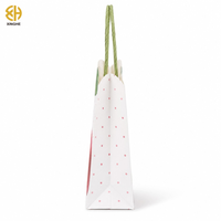 Petits sacs en papier cerise à poignée, lot de 8, bord ondulé, thème fruits, pour fête d'anniversaire, emballage personnalisé pour rouge à lèvres/bijoux/desserts cuits