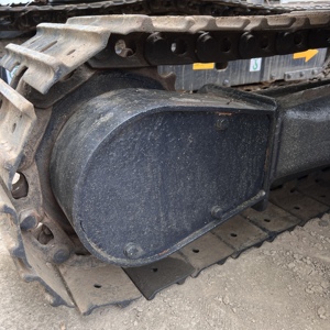 Excavadora Usada KOMATSU PC35 de Alta Maniobrabilidad para Renovación Flexible de Patios Traseros, Excavación en Espacios Estrechos y Trabajos de Movimiento de Tierras a Pequeña Escala - Product Image 4