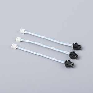 Faisceau de câbles parallèles blanc et bleu personnalisé avec connecteur mâle noir et connecteur femelle blanc pour connexion de signal d'équipement électronique - Product Image 1