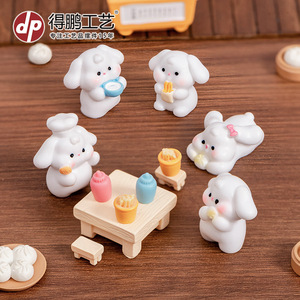 Dp Miniatura de puesto de desayunos para perros, accesorios de resina para casa de muñecas con panecillas y patatas fritas - Product Image 4