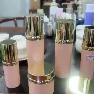 Flacon de soin pour la peau 50ml/30ml avec tête pompe pour le visage, format voyage, emballage cosmétique, finition sérigraphie - Product Image 4