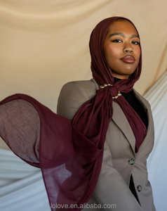 Leichter Premium <span class=keywords><strong>LO</strong></span>.LOVE Baumwoll-Modal Atmungsaktiver Vela Jersey Schal Weicher Spitzen-Ethnischer Hijab für Muslimische Frauen für Alle Jahreszeiten - Product Image 6