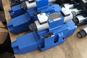 อะไหล่แท้รุ่น R901278744 4WE10J5X/EG24N9K4/M เวอร์ชั่นจีน ตัวควบคุมทิศทางแบบสปูล ใหม่และมีสินค้าในสต็อก - Product Image 4