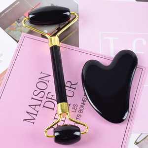 Tenu dans la main Obsidienne Noire Naturelle Rouleau En Forme De Coeur Gua Sha Grattoir <span class=keywords><strong>Masseur</strong></span> Outil - Product Image 4