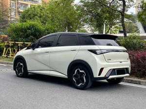BYD Dolphin d'occasion <span class=keywords><strong>2021</strong></span>, Électrique, Conduite à Gauche, Autonomie 405 km, Batterie <span class=keywords><strong>Blade</strong></span> 44,9 kWh, Recharge Rapide, Sièges en Cuir, Usage Familial - Product Image 4