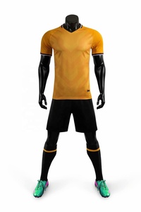 Custom team soccer Football soccer jersey breathable wear set made in China - Product Image 3
