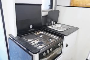 Carcasa Rígida para Camioneta 4x4, <span class=keywords><strong>Camper</strong></span> Deslizable con Cama Queen, Panel Solar, Aire Acondicionado y Baño para Camioneta de Plataforma - Product Image 4