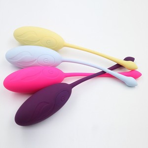 Mini vibromasseur sans fil télécommandé - 12 fréquences de vibration, sûr pour le corps, étanche, recharge USB, 1,5h d'autonomie, sextoy - Product Image 1